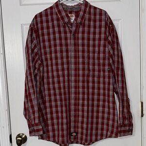 Dickies Men's Plaid Button Down Shirt - Red and Gray